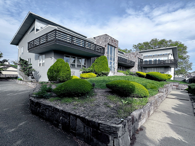 204 Passaic Ave #2